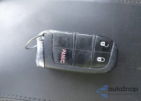 2018 Jeep Renegade Altitude Fwd z USA, uszkodzony, nr VIN ZACCJABBXJPJ04406